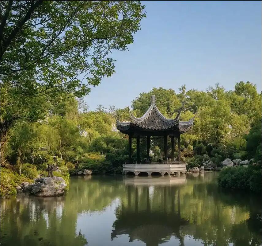 吉安凝芙餐饮有限公司